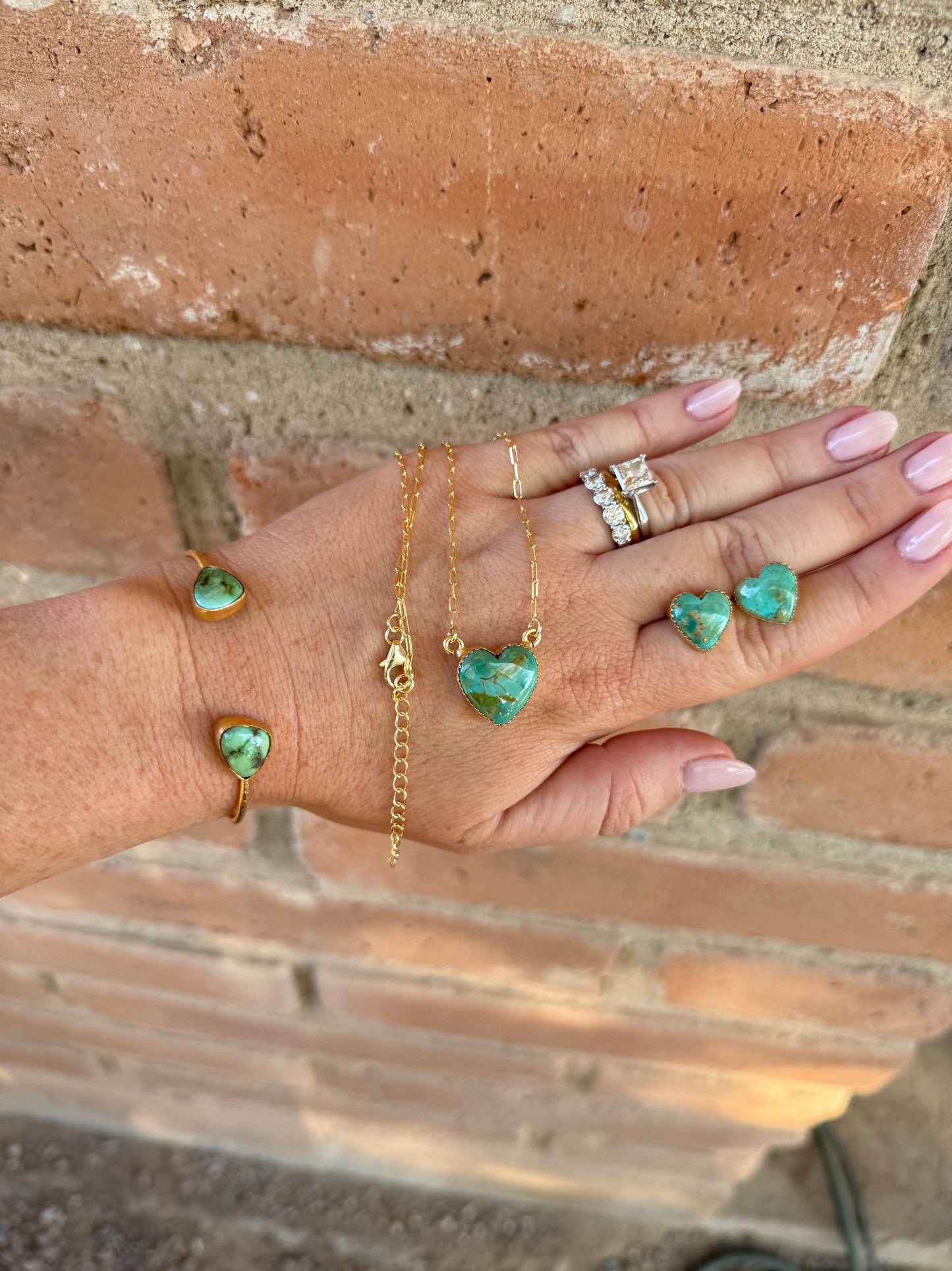 “The Golden Collection” Handmade Gold Plated Kingman Turquoise Necklace Earrings HEART Set