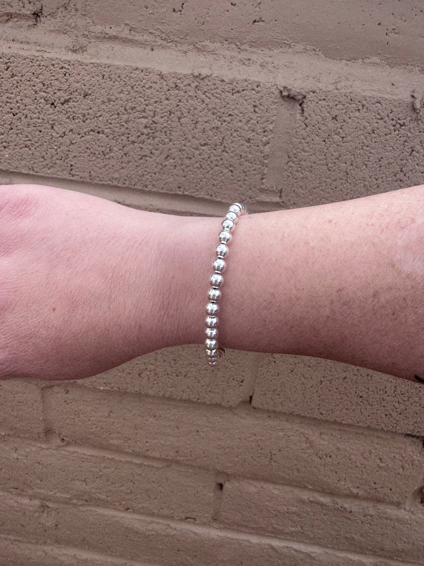Handcrafted Sterling Silver Elegant Pearl Style 5mm Beaded Bracelet 7.5"