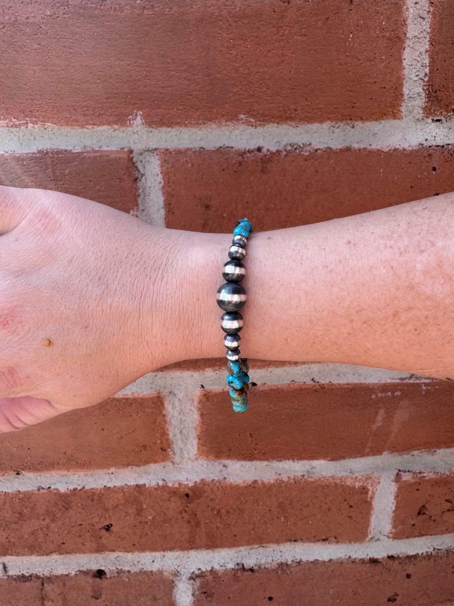 Handcrafted Kingman Turquoise & Sterling Silver Pearl 5-10mm Beaded Bracelet 8"