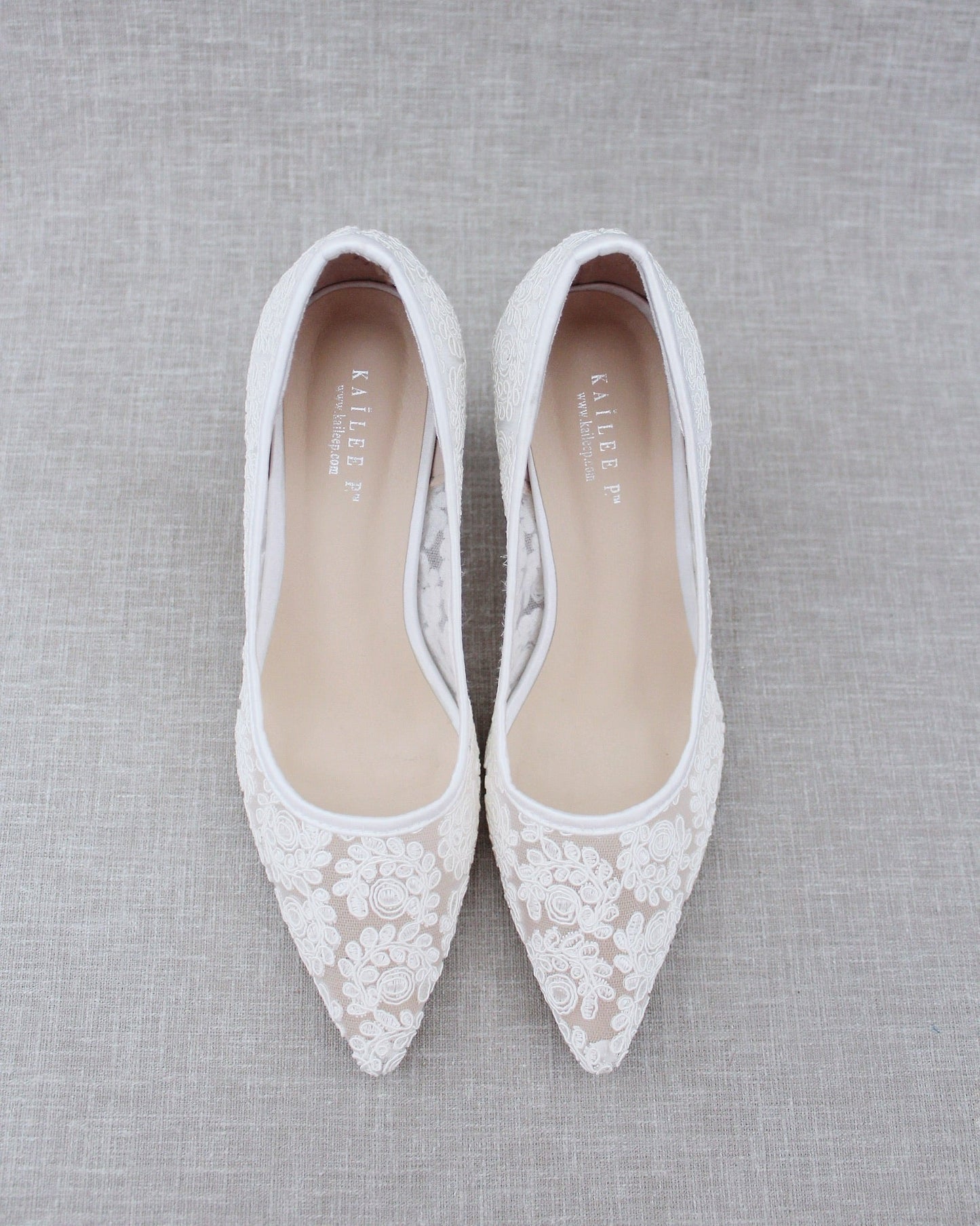 Lace Bridal Pump