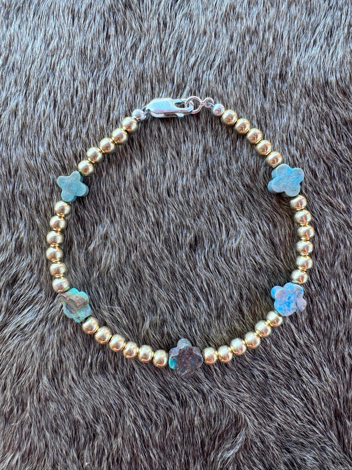 Handcrafted Cle’vara Turquoise, Gold & Sterling Silver 4mm Beaded Bracelet 7.5"