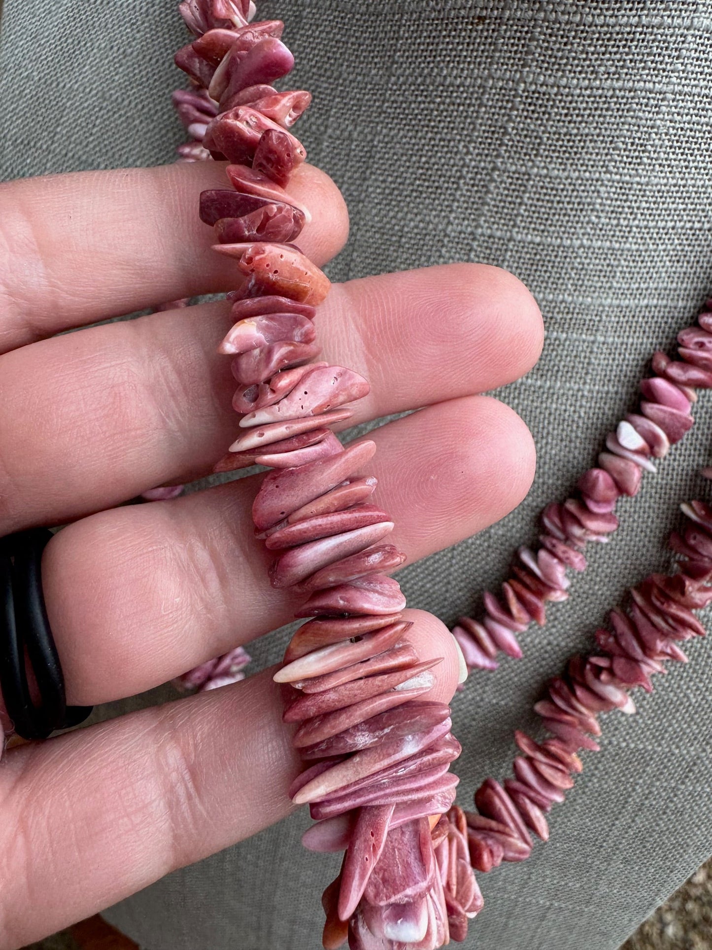 Handcrafted Purple Spiny Oyster Beaded Necklace 24"