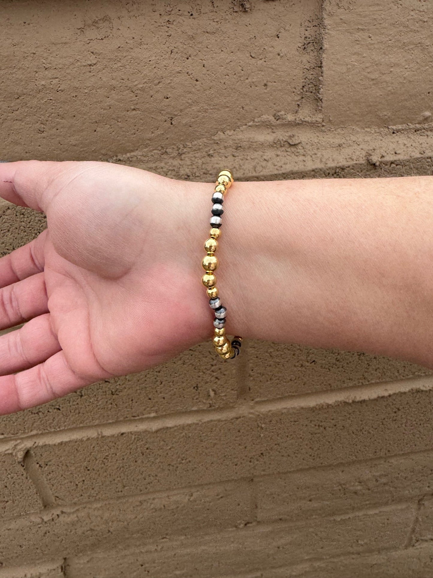 Handcrafted Sterling Silver Gold Bead 4-6mm Beaded Stretch Bracelet