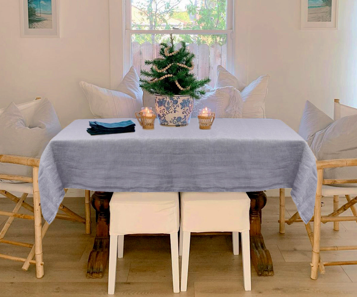 Solid Table Linens