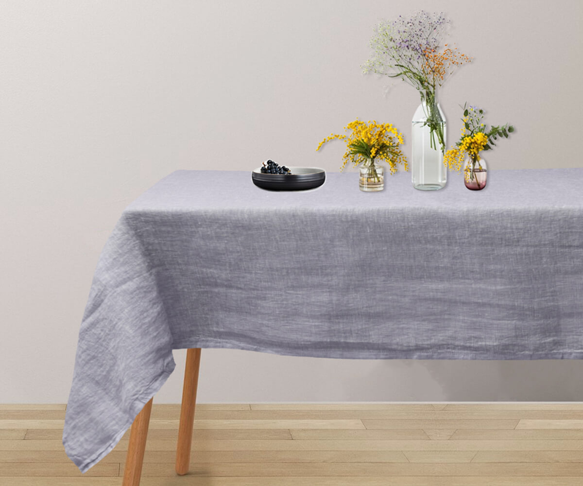 Solid Table Linens
