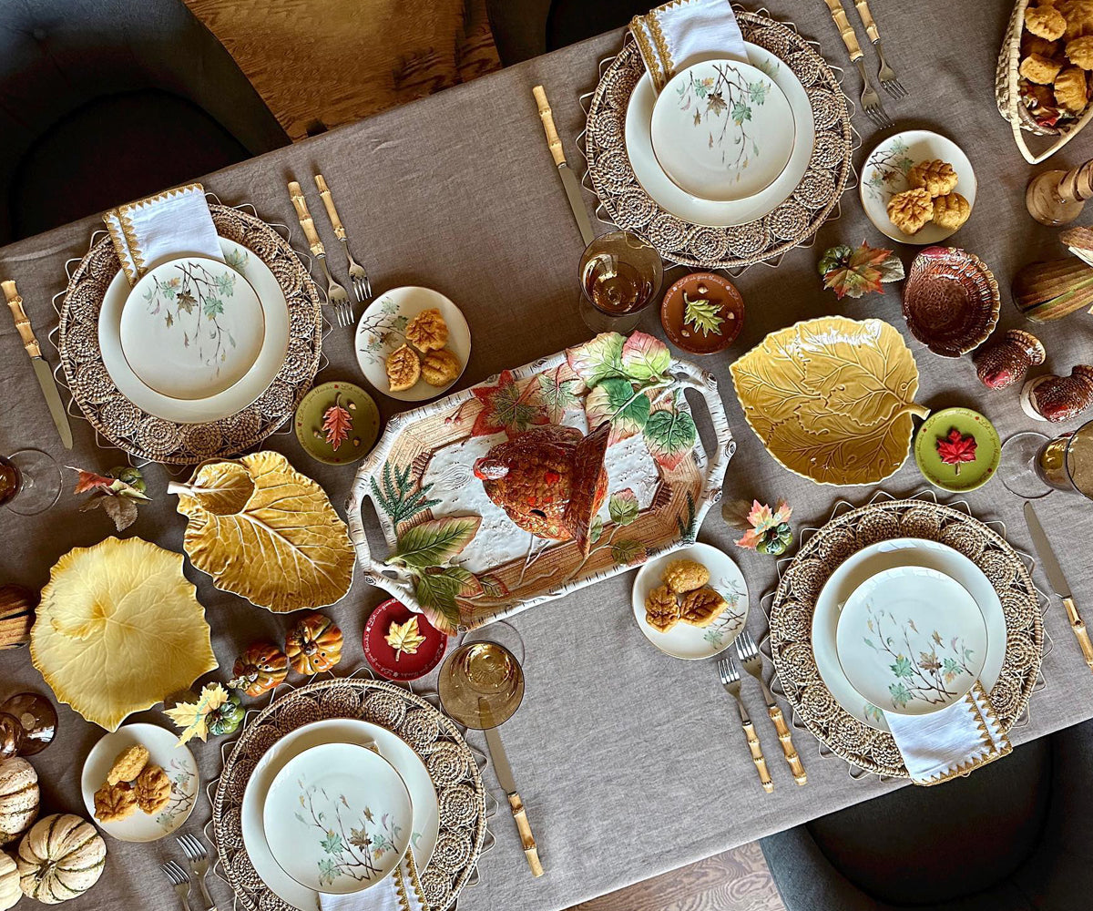 Solid Table Linens