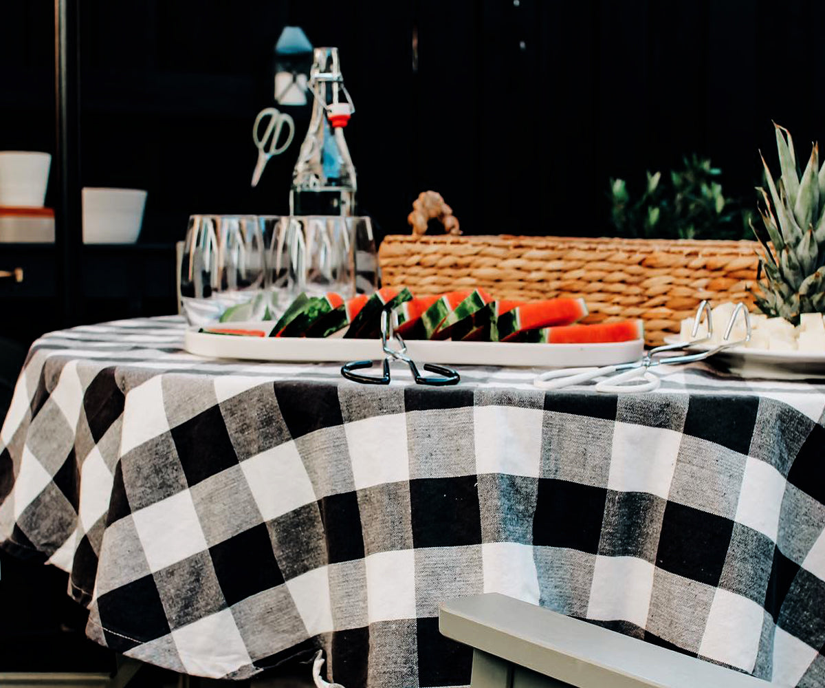 Round Tablecloth - Buffalo Plaid Table cloths