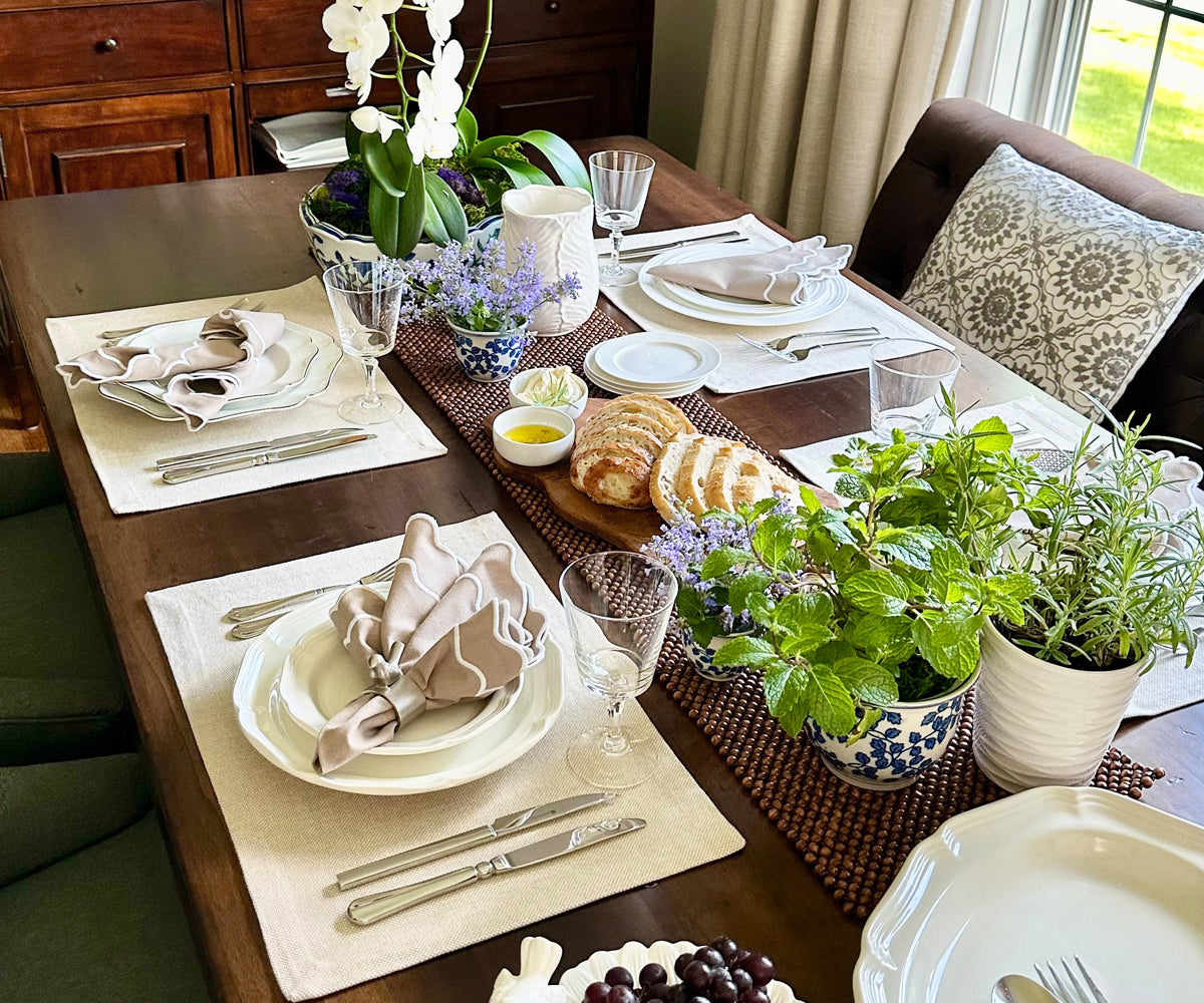 Scallop Trim Napkins - 100% Linen