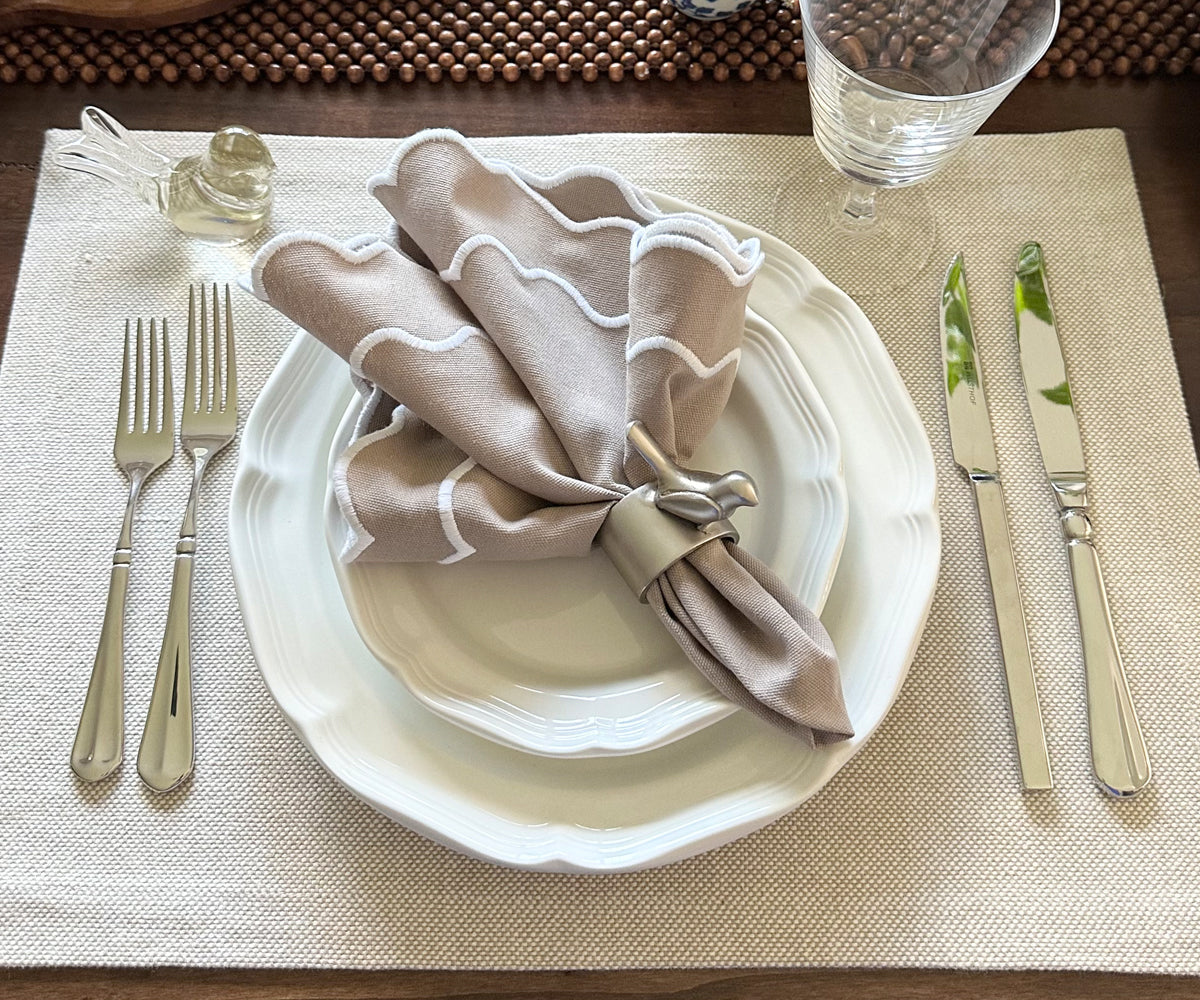 Scallop Trim Napkins - 100% Linen