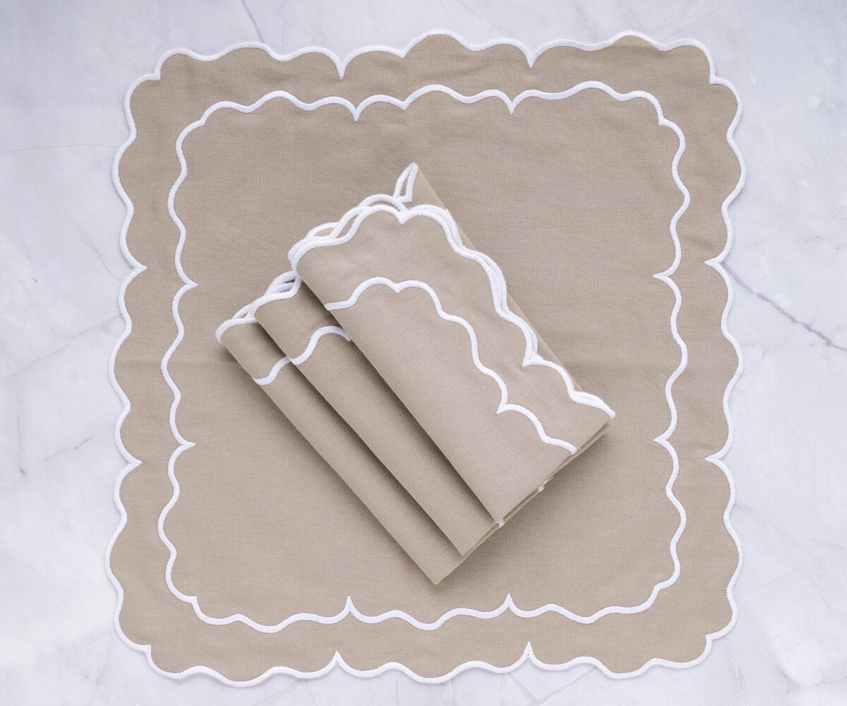 Scallop Trim Napkins - 100% Linen