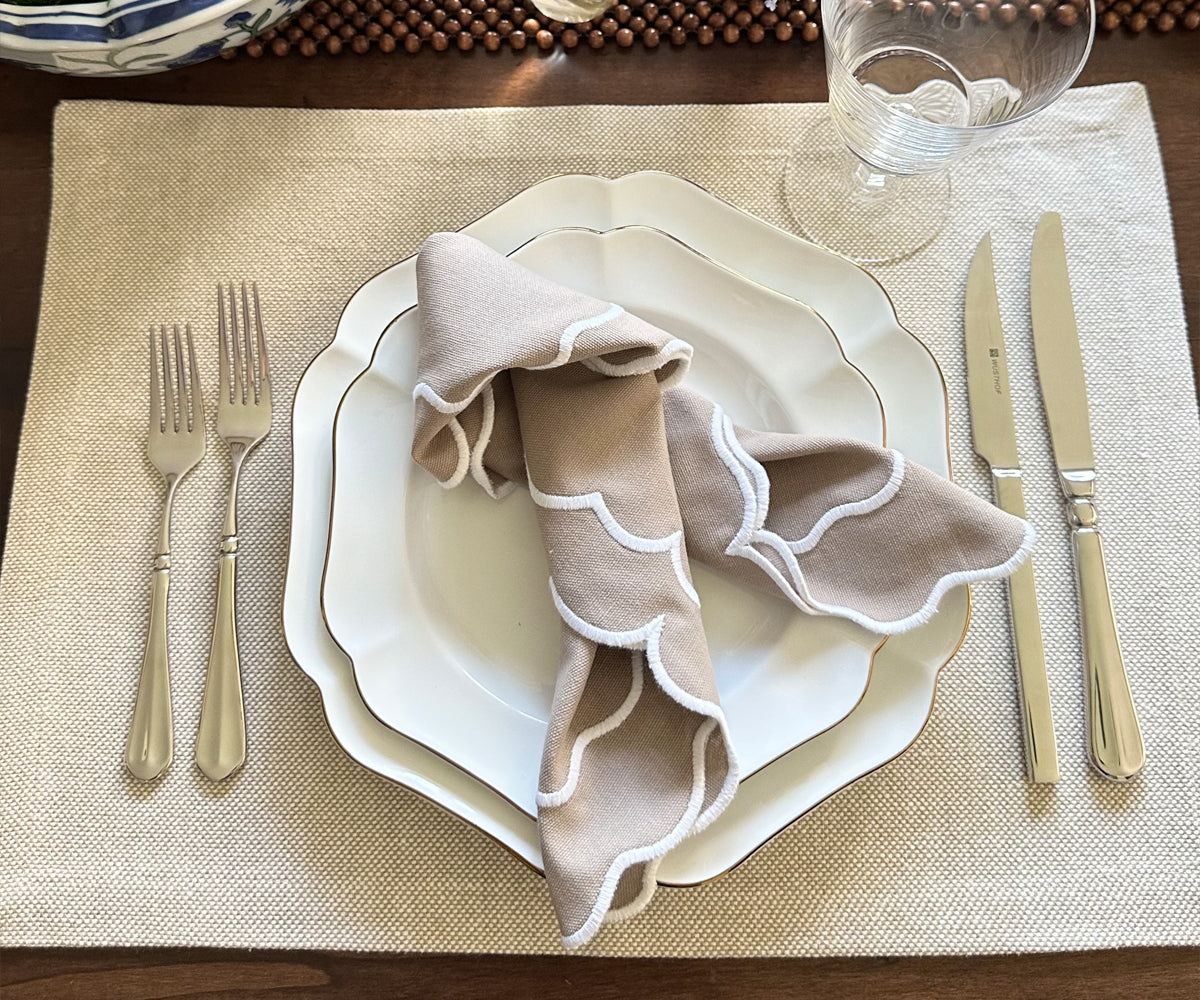Scallop Trim Napkins - 100% Linen