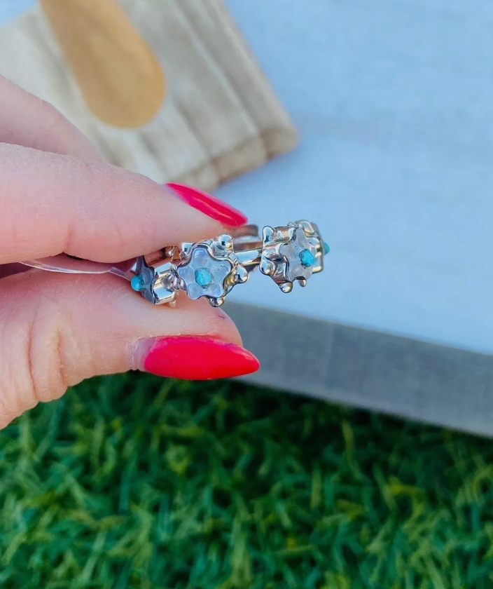 Handcrafted Sterling Silver, Mother of Pearl & Turquoise Flower Band Ring Size 7