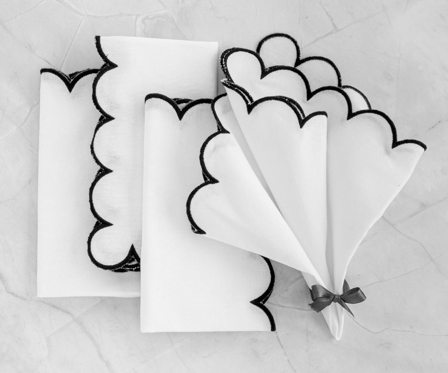 Scalloped Edge Napkins - Cut Work Napkin