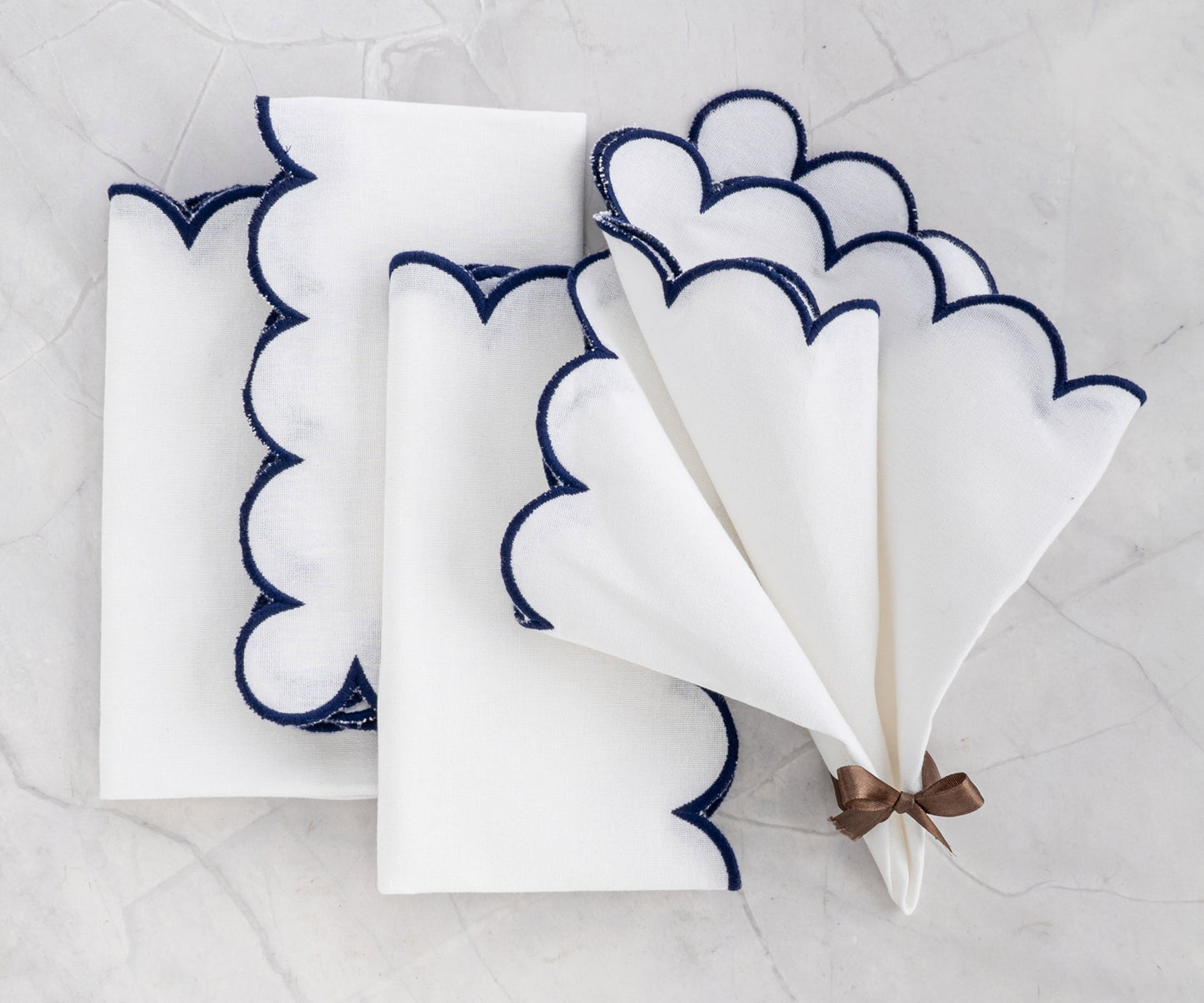 Linen Cloth Napkins - Scalloped