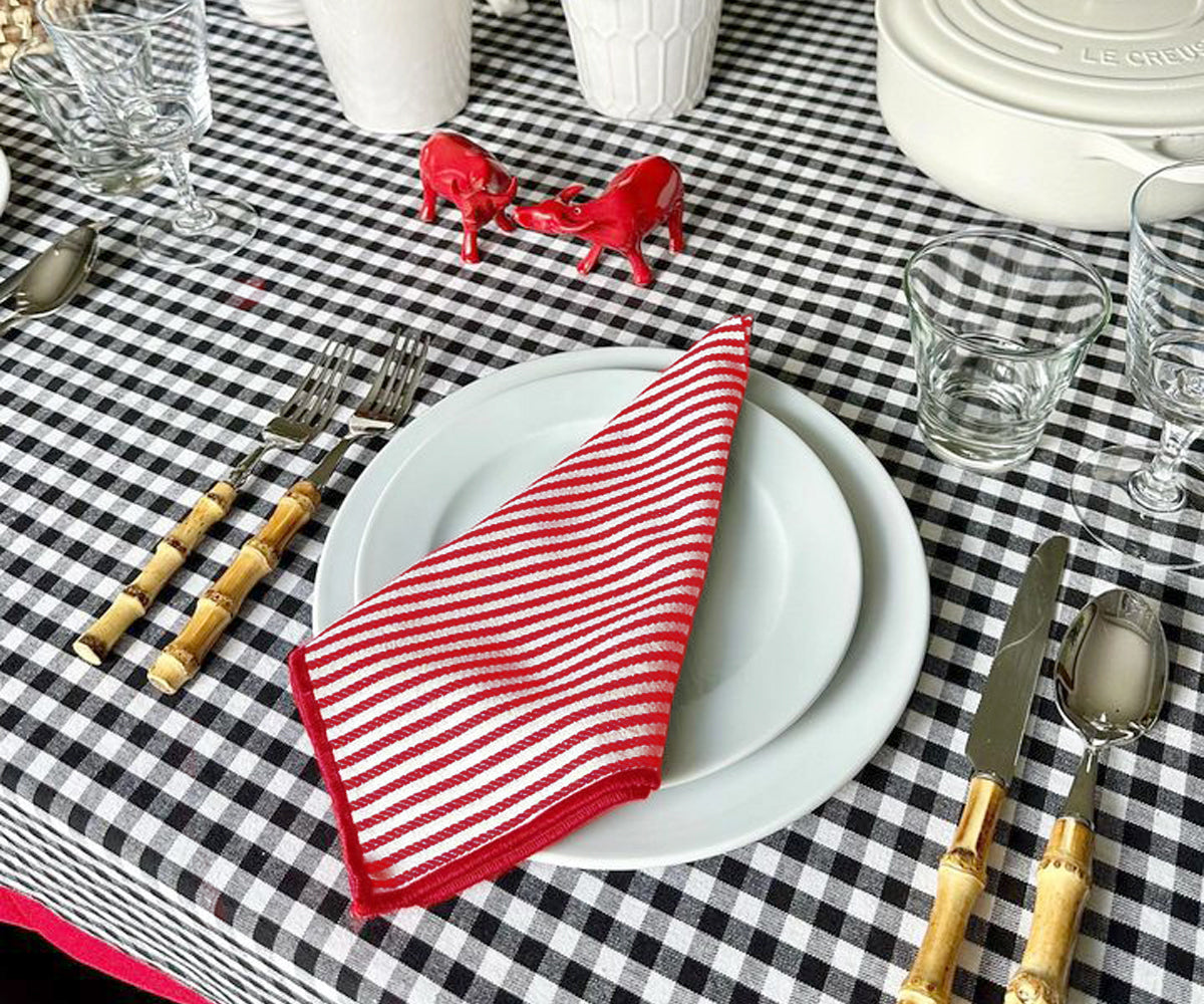 Red Cloth Napkins - Dinner Napkins