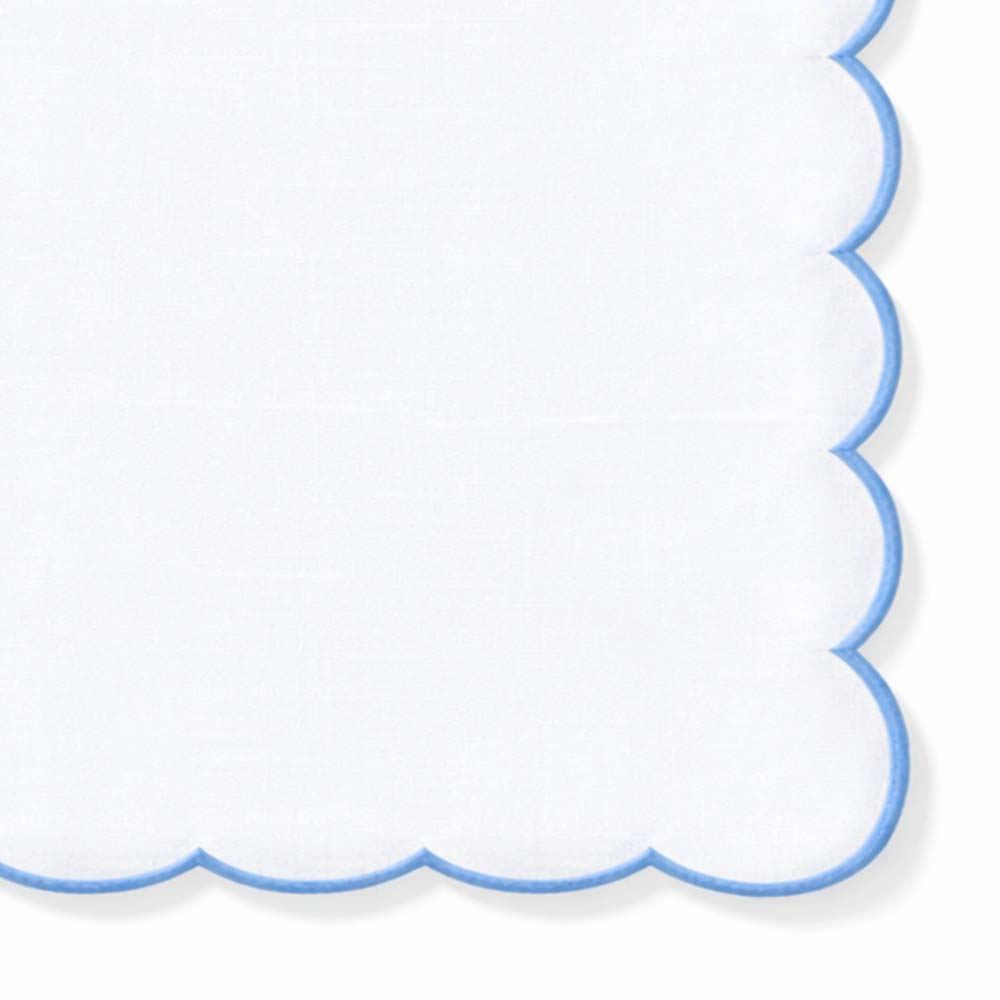 White Napkins With Scalloped Trim