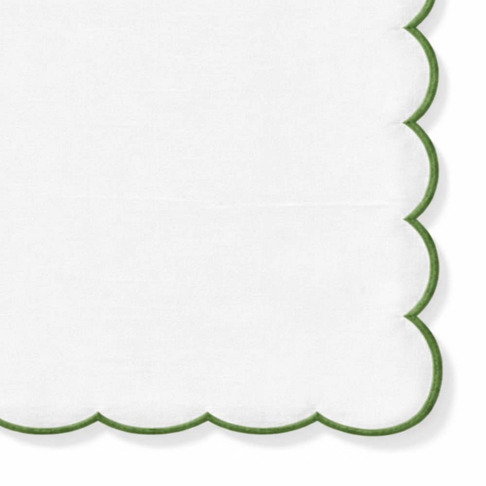 White Napkins With Scalloped Trim