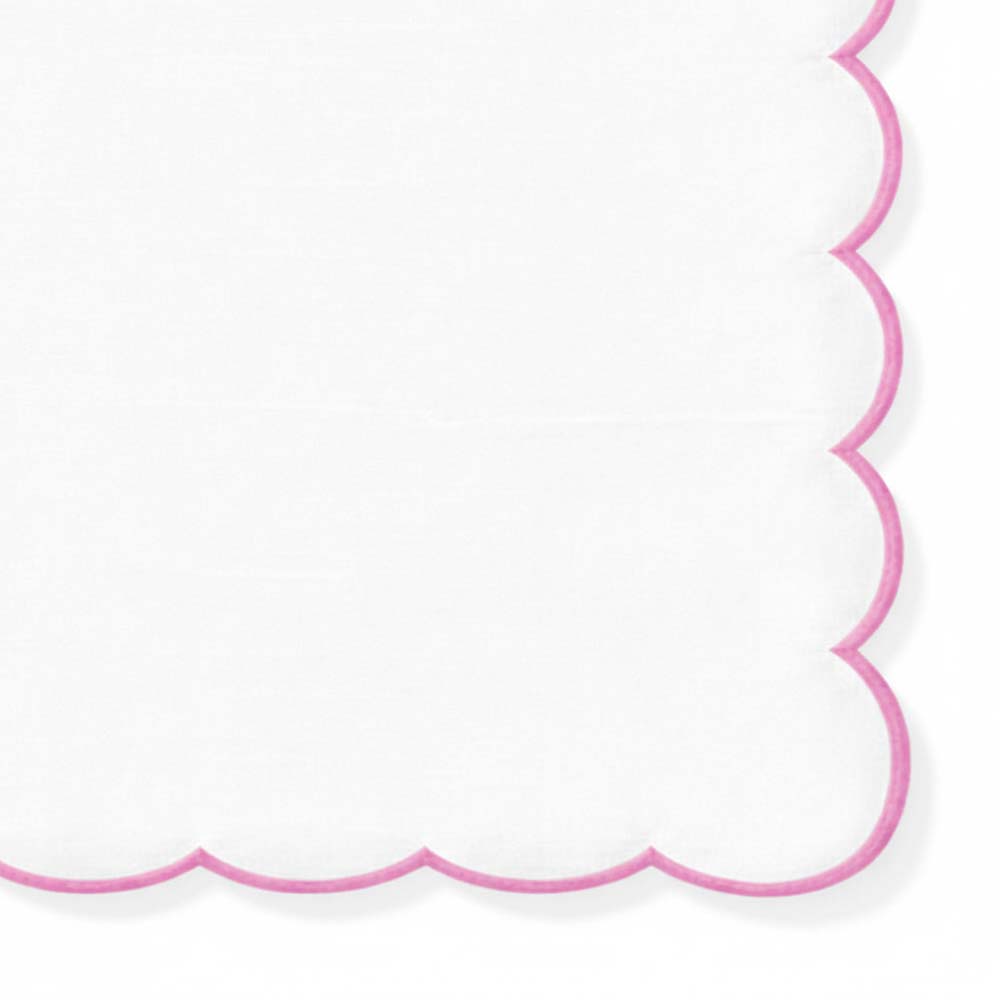 White Napkins With Scalloped Trim