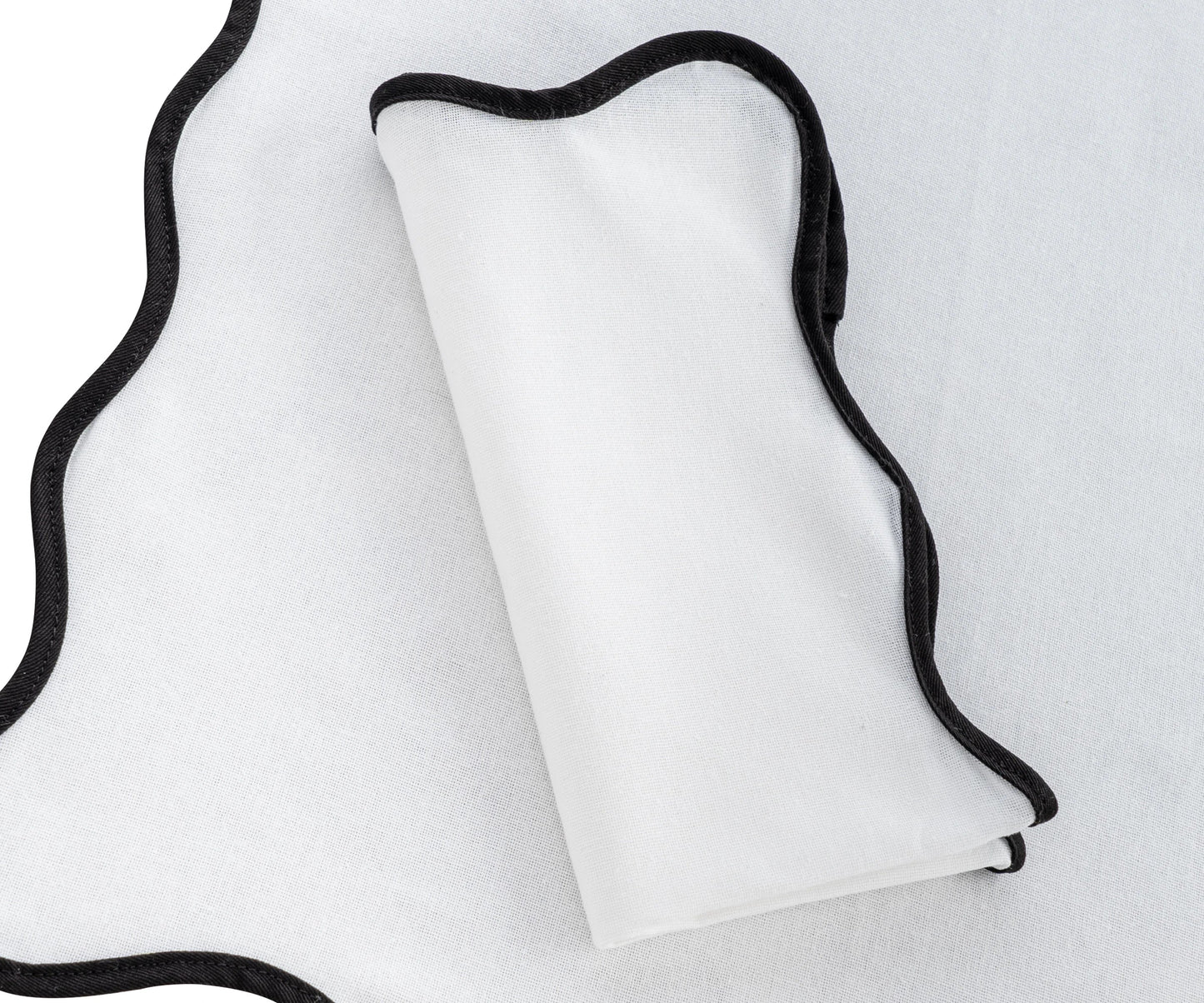 Black Scallop Edge Napkins