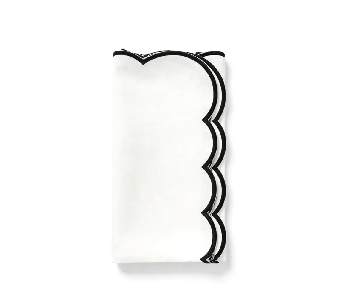 White Napkins With Scalloped Trim
