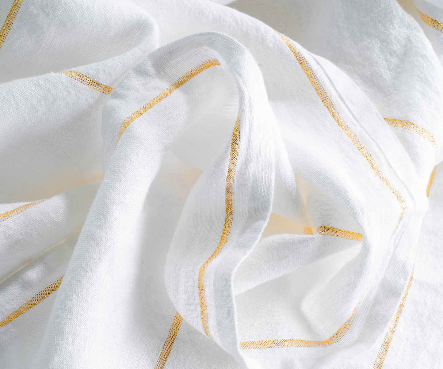 Luxury Linen Tablecloths