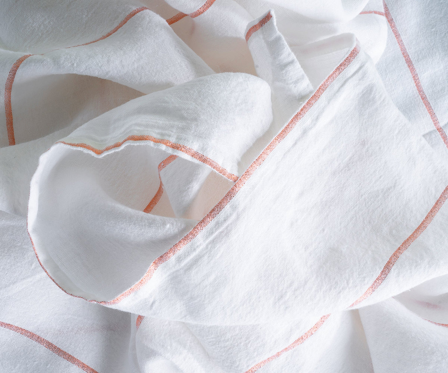 Luxury Linen Tablecloths