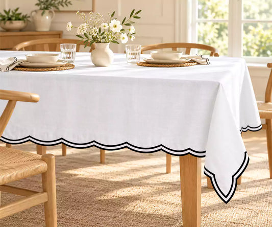 Scalloped Edge Tablecloth - Black