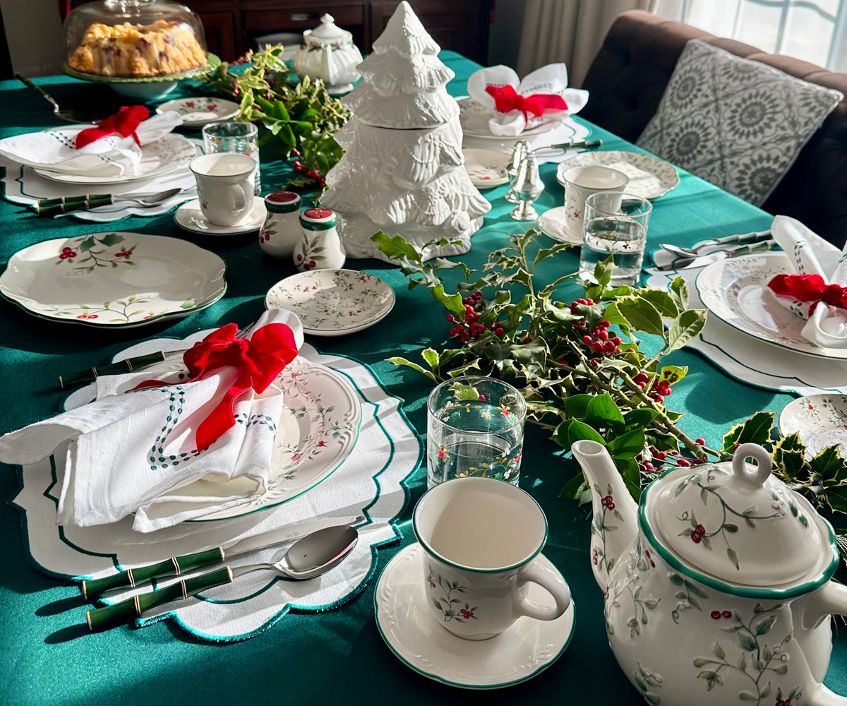 Green Cloth Napkins - Pearls Napkins