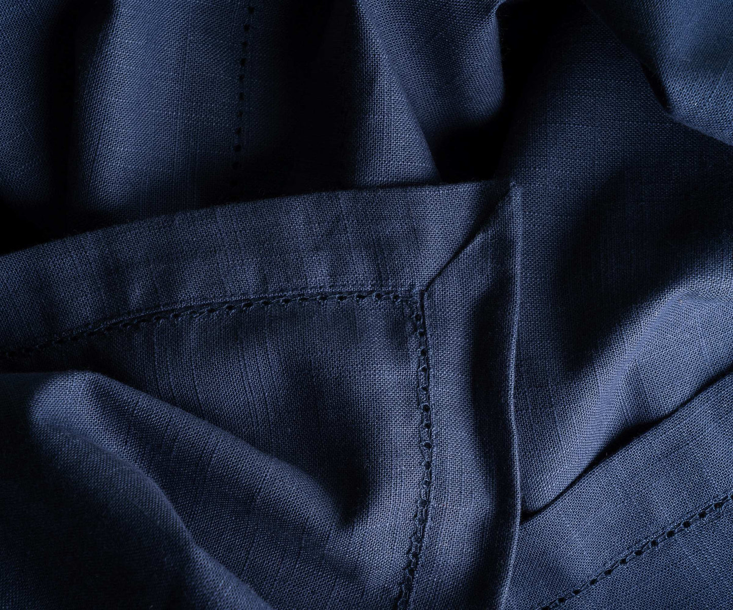 Navy Blue Cloth Tablecloths