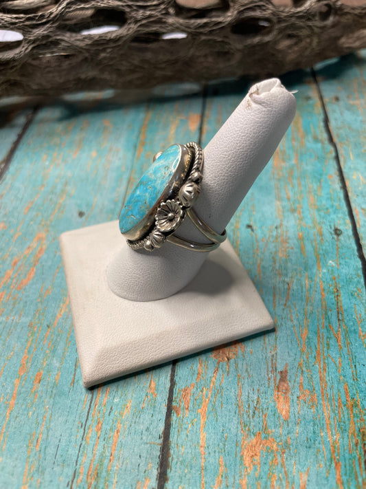 Old Pawn Handcrafted Sterling Silver & Turquoise Ring Size 9