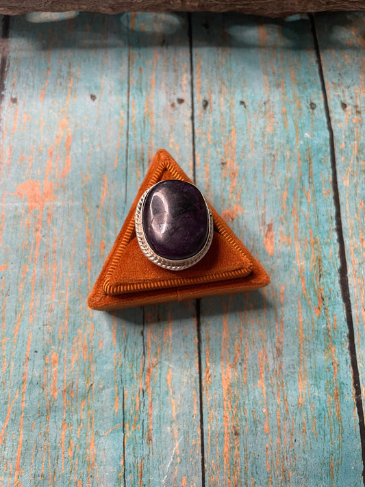 Old Pawn Handcrafted Sterling Silver & Charorite Ring Size 9