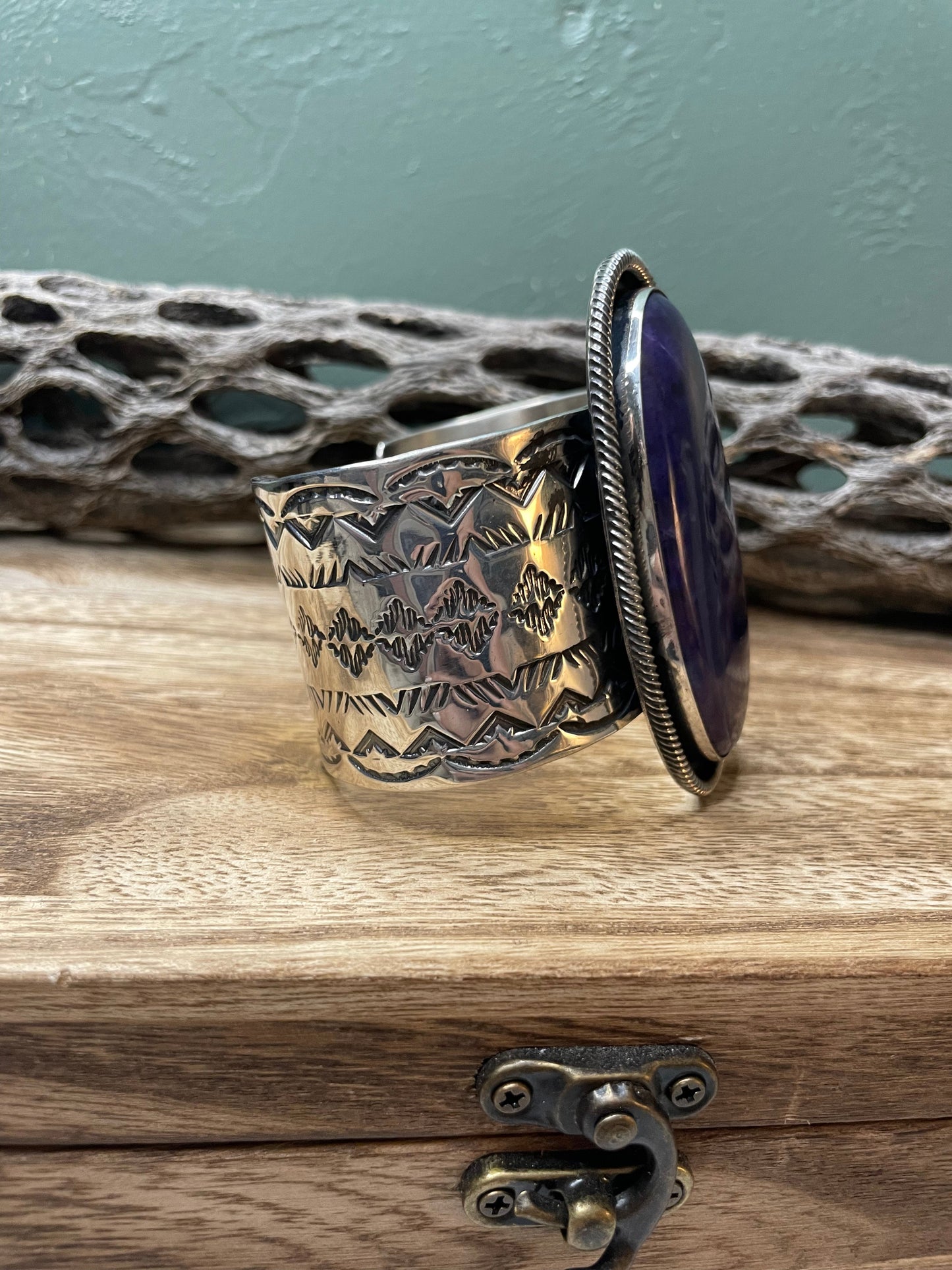 Stunning Navajo Sterling Purple Spiny Cuff Bracelet By Janet Garcia