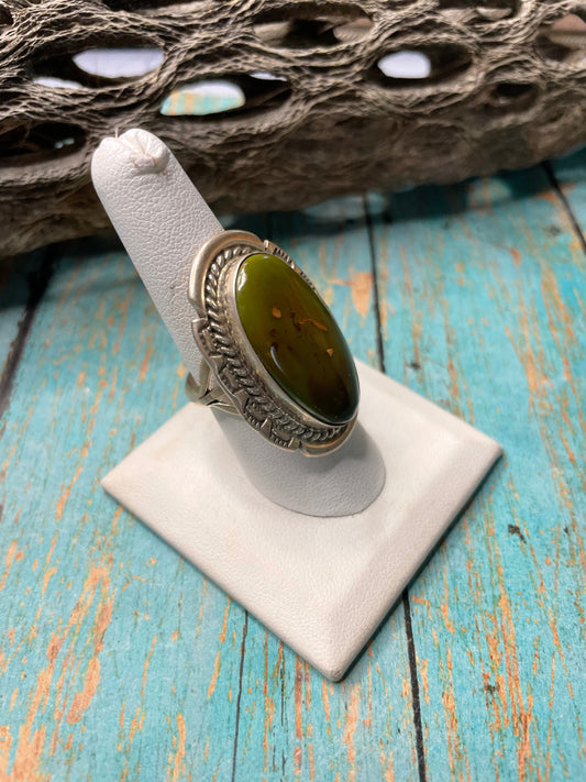 Old Pawn Handcrafted Sterling Silver & Royston Turquoise Ring Size 9