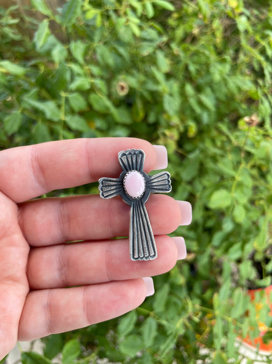 Gorgeous Handcrafted Pink Conch And Sterling Silver Adjustable Cross Ring Signed K Billah