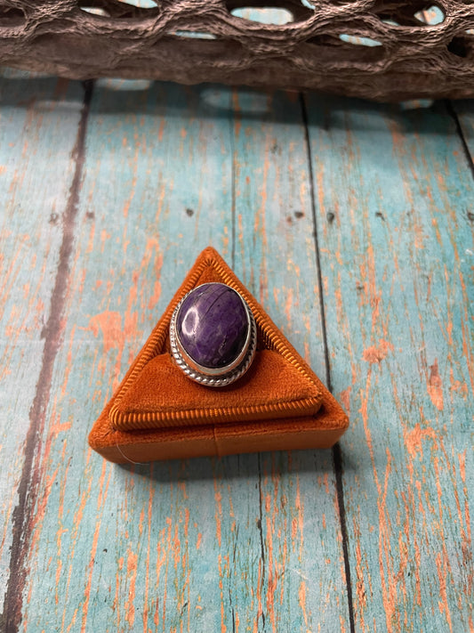 Old Pawn Handcrafted Sterling Silver & Charorite Ring Size 8.5