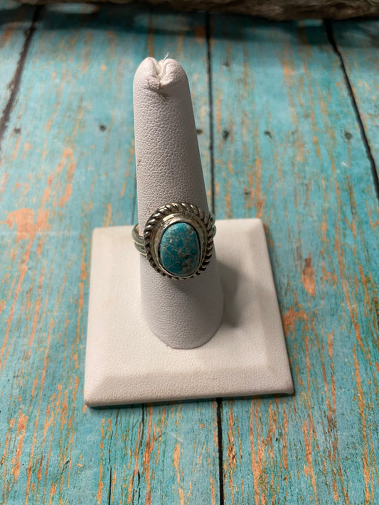 Old Pawn Handcrafted Sterling Silver & Turquoise Ring Size 8.5