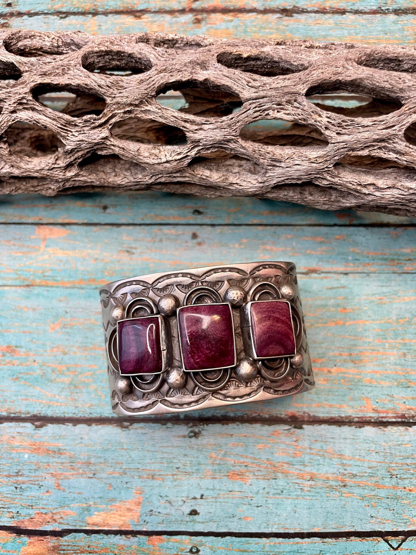 Navajo Sterling Silver And Purple Spiny Cuff Chimney Butte Signed