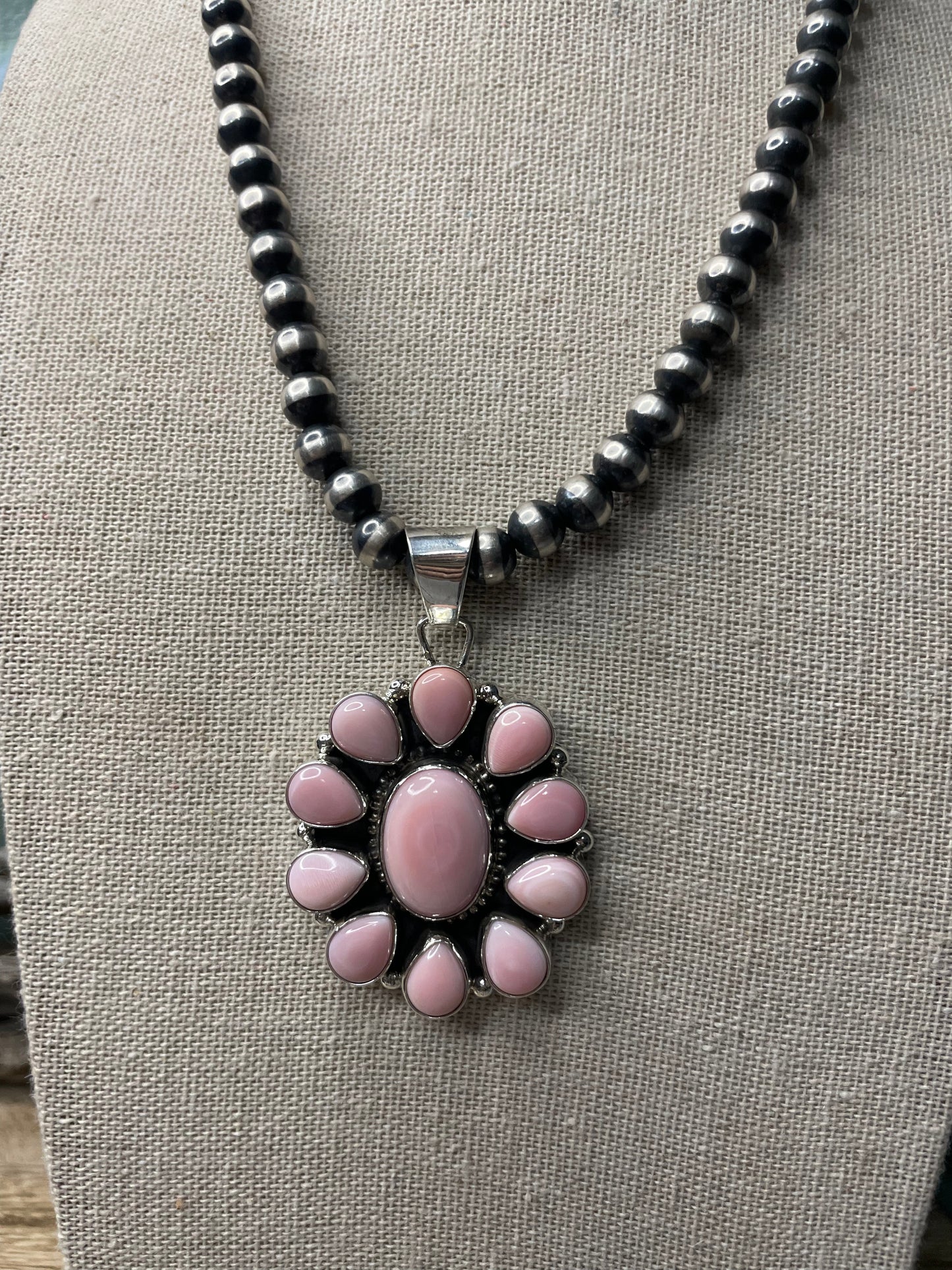 Handcrafted Queen Pink Conch Shell And Sterling Silver Pendant Signed Sheila 10 Petals