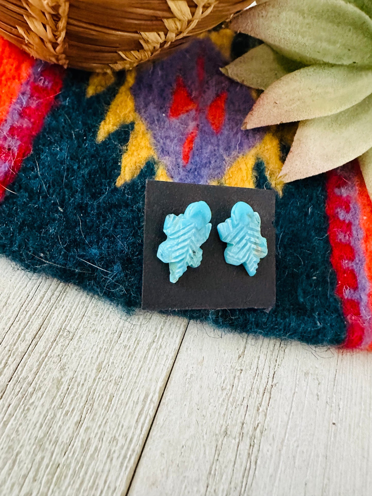 Handcrafted Hand Carved Turquoise Fetish Lizard Stud Earrings