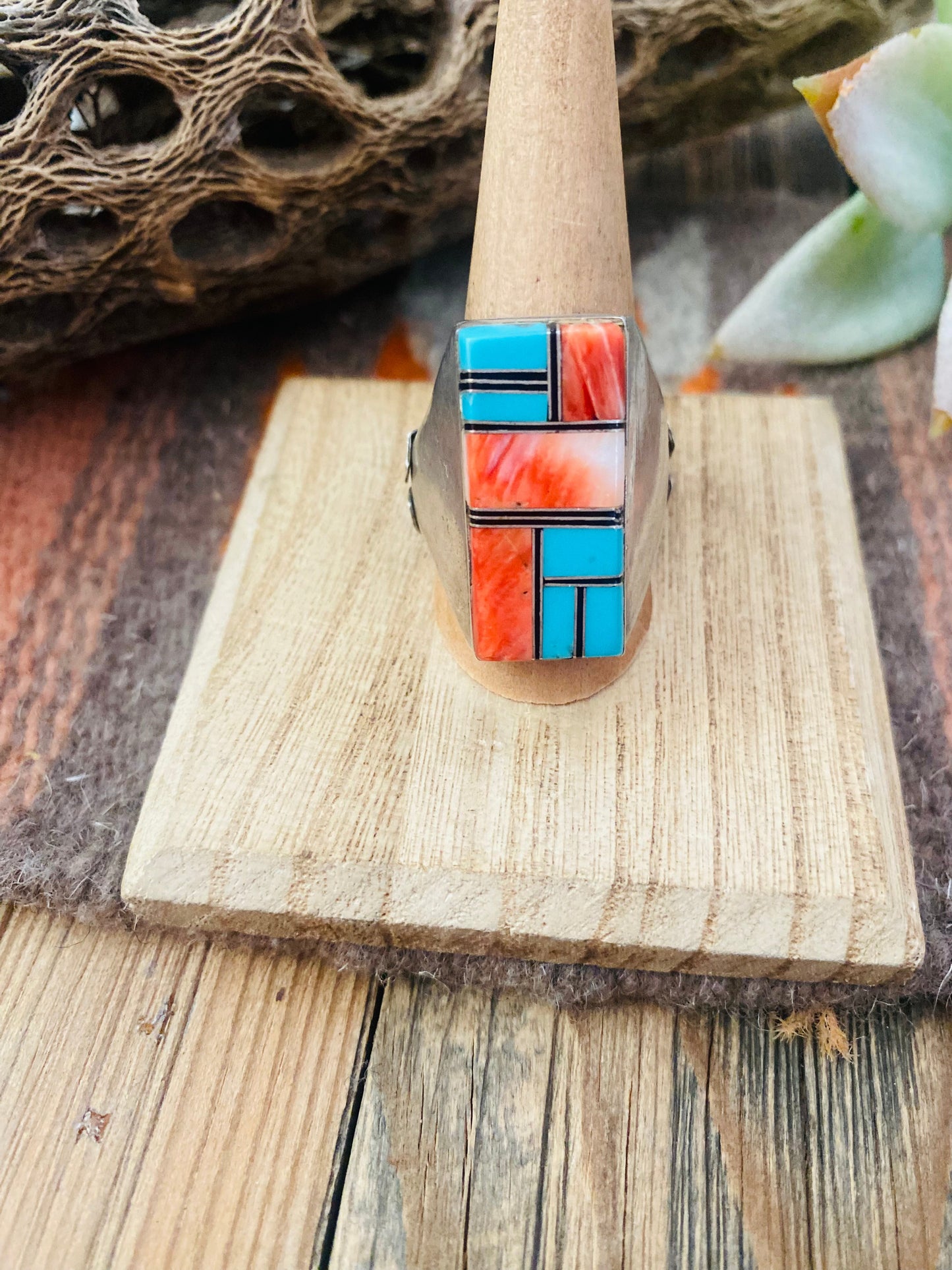 Old Pawn Vintage Handcrafted Sterling Silver, Turquoise & Spiny Inlay Ring Size 11