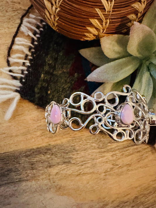 Handcrafted Queen Pink Conch Shell & Sterling Silver Cuff Bracelet