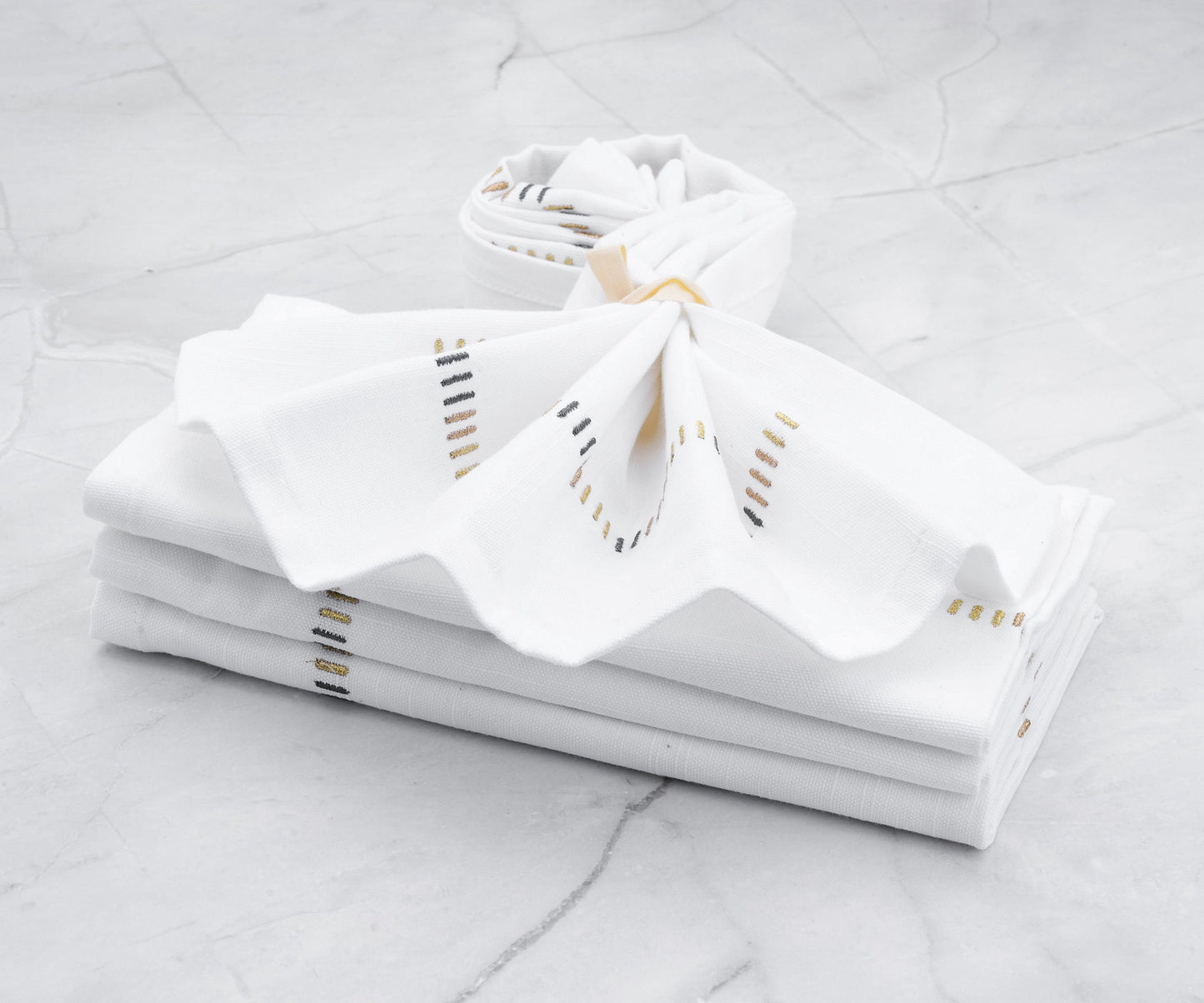 Harmonie Napkins - White Cloth Napkins Bulk