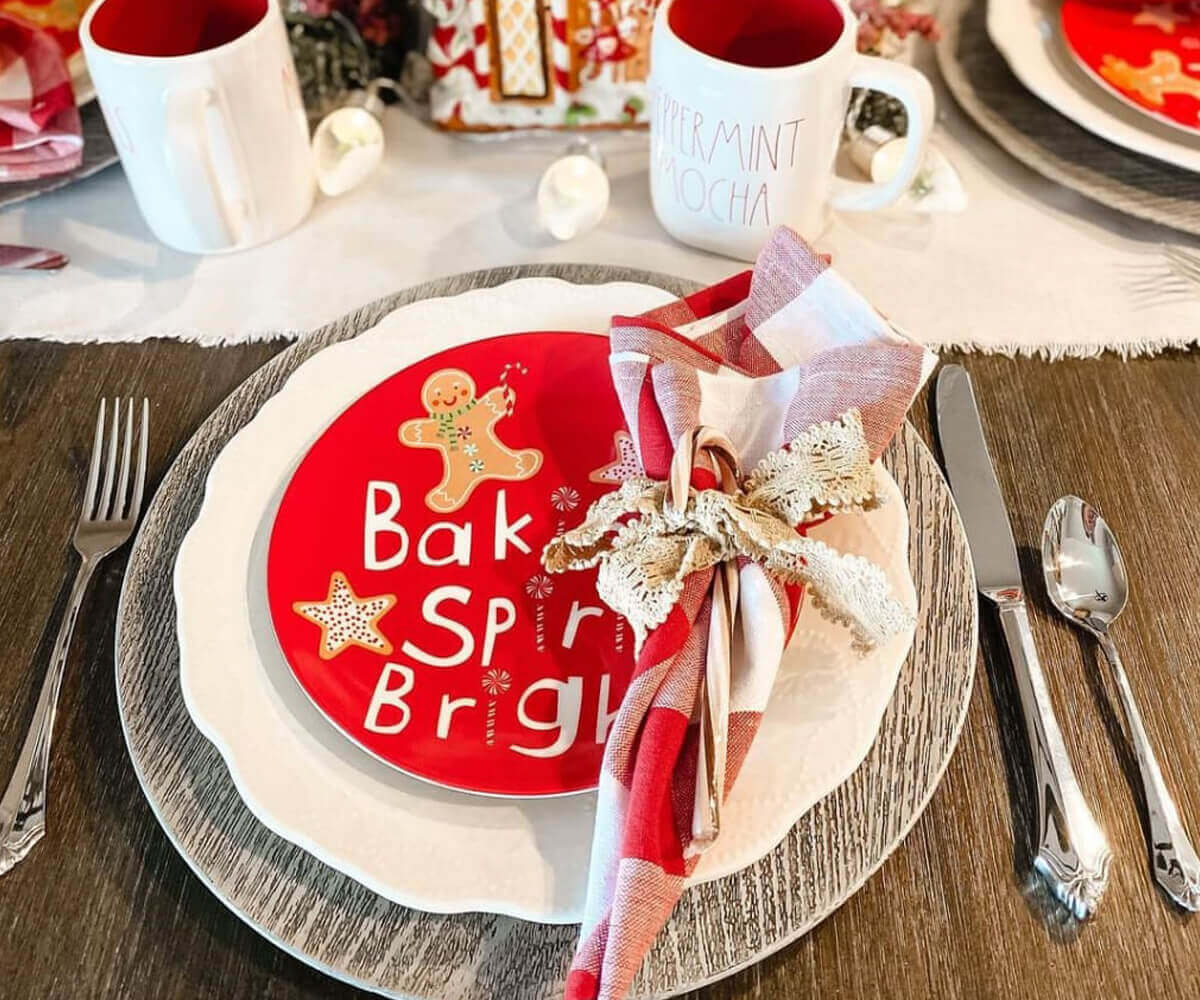 Red Cloth Napkins - Dinner Napkins