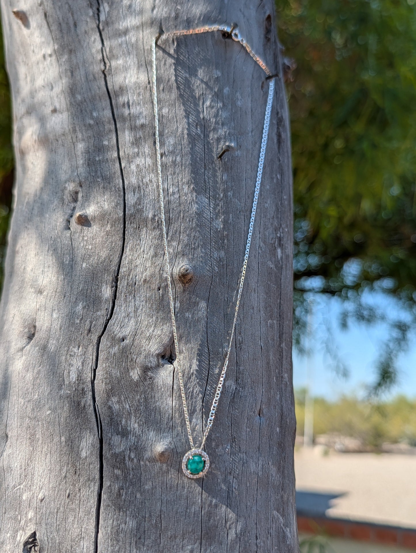 Emerald Necklace in Sterling Silver 1ct set 7A