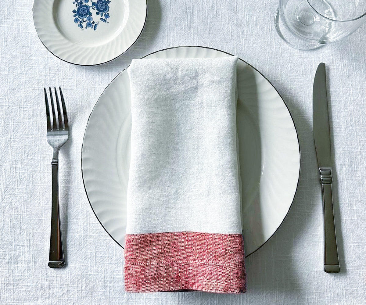 White Napkins Linen - Red Border