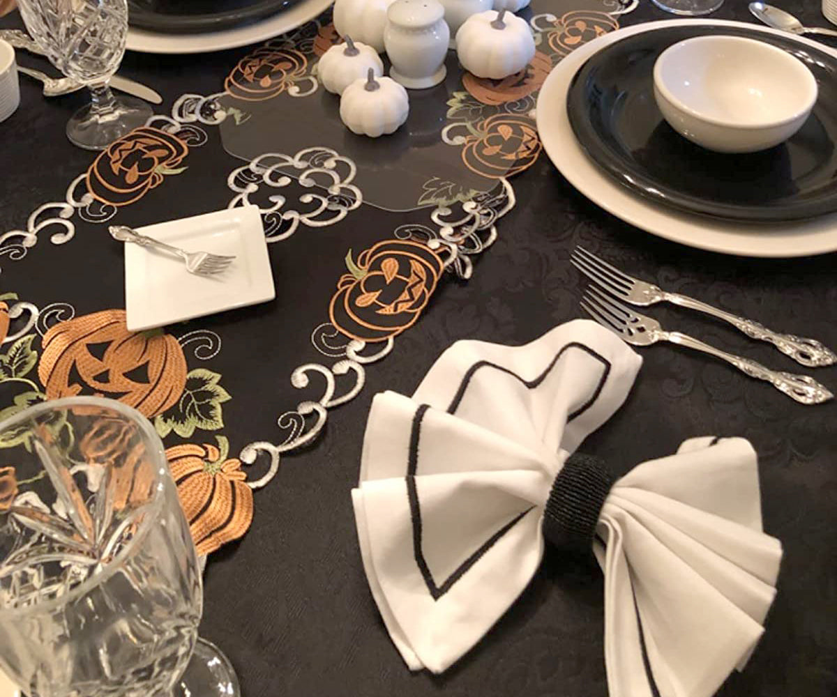 Black Embroidery Napkins - Line Design