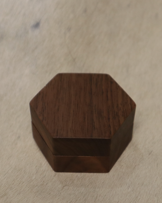 Customizable Hexagon Ring Box